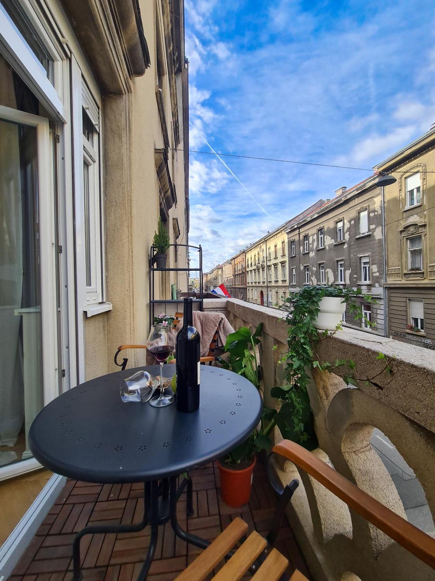 Madea Apartman Zagabria Esterno foto